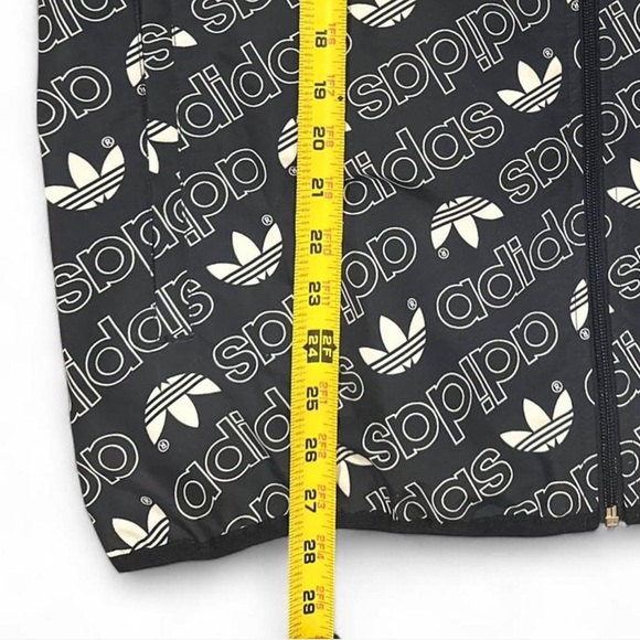 NWT Retro Adidas Men’s Windbreaker/Tracksuit Set Size Medium (SOLD AS SET) - Picture 6 of 6